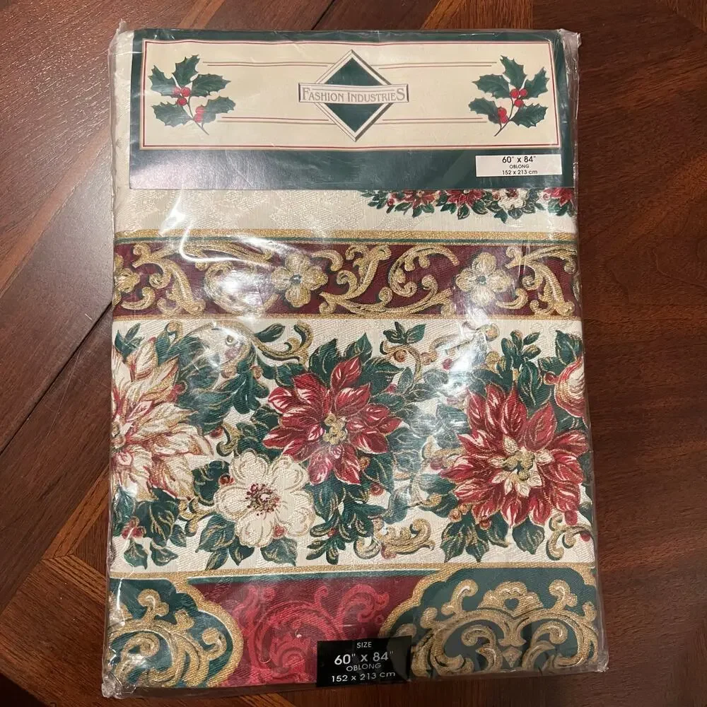 NWT Florentine Holiday Tablecloth Christmas Theme Covering 60” x 84” Oblong